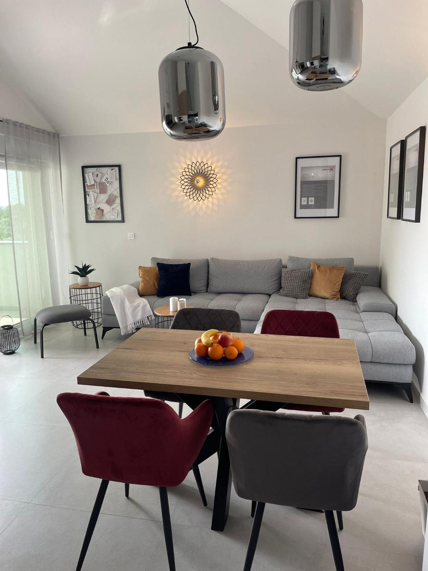 Rimac Apartments Новаля Екстериор снимка