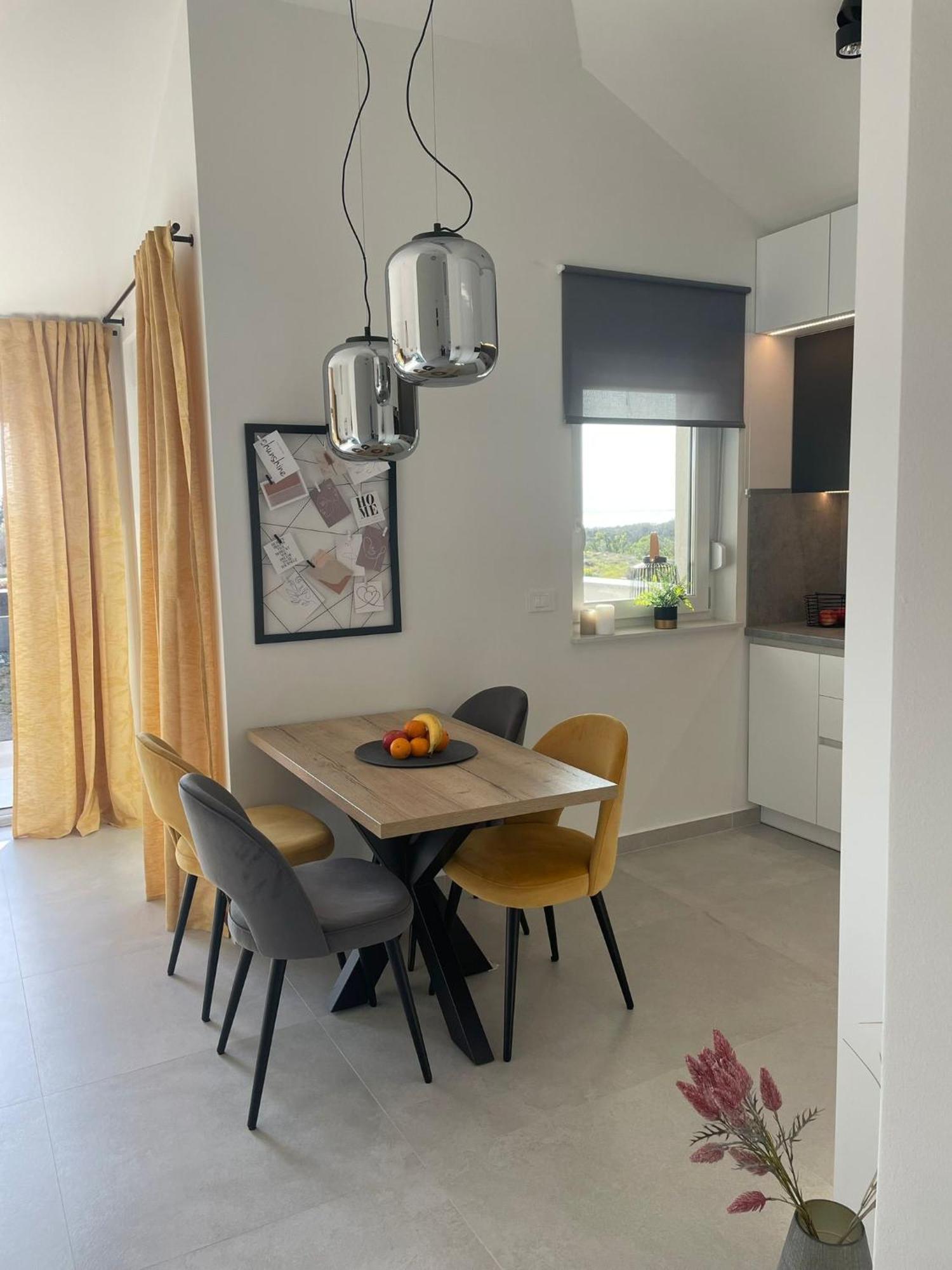 Rimac Apartments Новаля Екстериор снимка